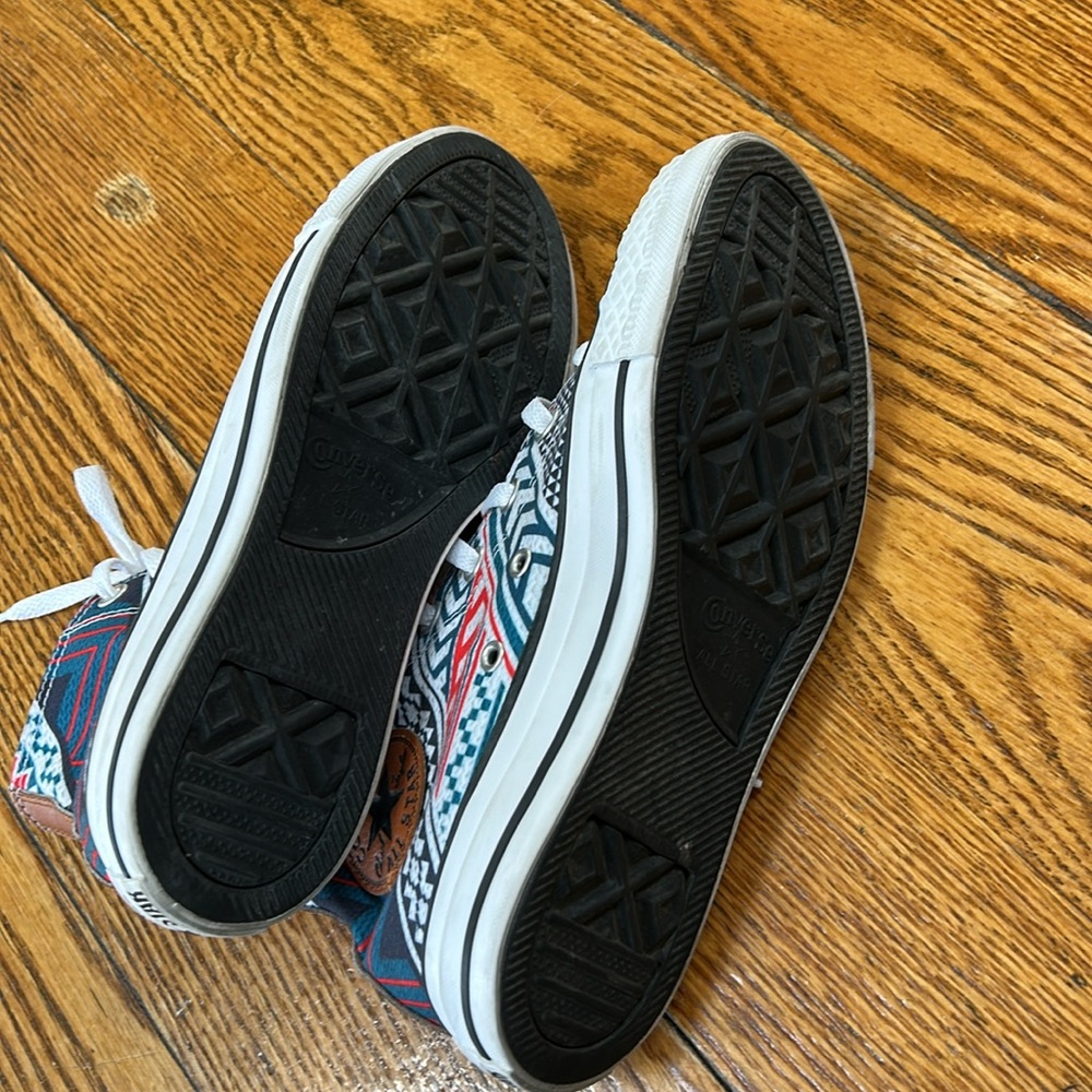 Converse Chuck Taylor All Stars Festival Geo pattern. Great condition. Women’s 8 - Picture 6 of 12